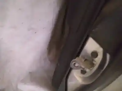 Second-hand car spare part hinge for mazda 3 lim. (bl) 1.6 16v cat oem iam references 