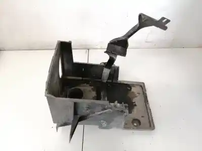 Pezzo di ricambio per auto di seconda mano Medio per VOLVO V50 (545) 2.0 D Riferimenti OEM IAM G03M5110723AB  G03M51-10723-AB