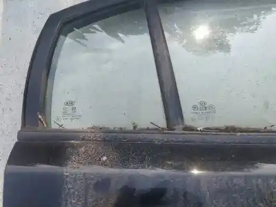 Pezzo di ricambio per auto di seconda mano plastica per kia rio 1.5 crdi riferimenti oem iam   