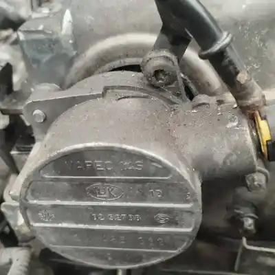 Автозапчастина б/у галмумний депресор / вакуумний насос для opel vectra c (z02) 2.2 dti 16v (f69) посилання на oem iam 244653g2  0225273b