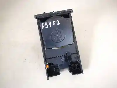 Pezzo di ricambio per auto di seconda mano plastica per audi a4 avant (8e) 2.5 tdi (120kw) riferimenti oem iam   