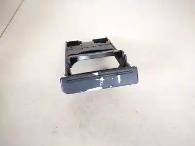 Peça sobressalente para automóvel em segunda mão plásticos por audi a4 avant (8e) 2.5 tdi (120kw) referências oem iam 