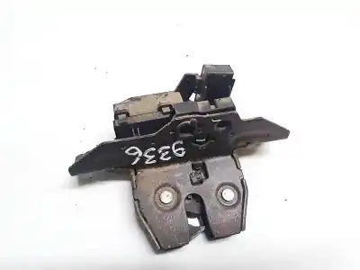 Pièce détachée automobile d'occasion coffre / serrure de porte pour opel astra j lim. 1.7 16v cdti références oem iam 13585478