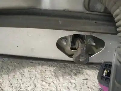 Pièce détachée automobile d'occasion charnière pour opel astra j lim. 1.7 16v cdti références oem iam 