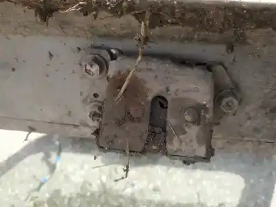 Second-hand car spare part trunk lock for toyota corolla (e12) 2.0 d-4d linea luna berlina oem iam references   