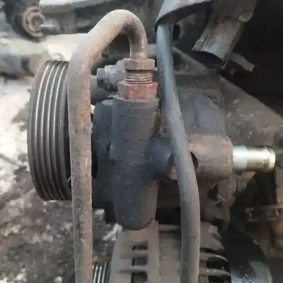 Peça sobressalente para automóvel em segunda mão bomba de direção por renault clio, 1998.09 - 2001.05 1.2 44kw 1999.03 - 2001.05 referências oem iam 