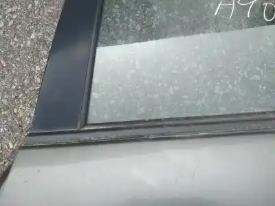 Second-hand car spare part plastics for toyota corolla (e12) 2.0 d-4d linea luna berlina oem iam references   