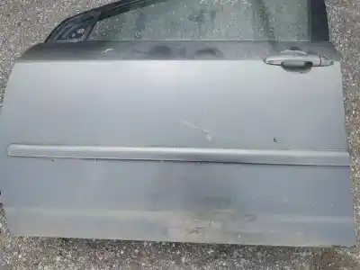 Pezzo di ricambio per auto di seconda mano plastica per toyota corolla (e12) 2.0 d-4d linea luna berlina riferimenti oem iam   