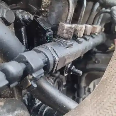 Peça sobressalente para automóvel em segunda mão régua / rampa de injetores por opel zafira b 1.9 cdti referências oem iam 0445214056