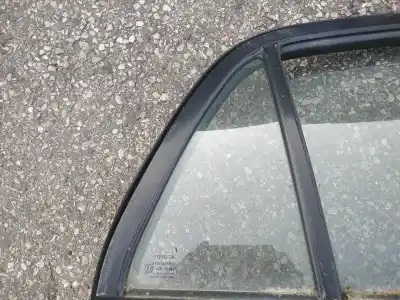 Peça sobressalente para automóvel em segunda mão vidro custódia triangular traseiro direito por toyota corolla (e12) 2.0 d-4d linea luna berlina referências oem iam as2