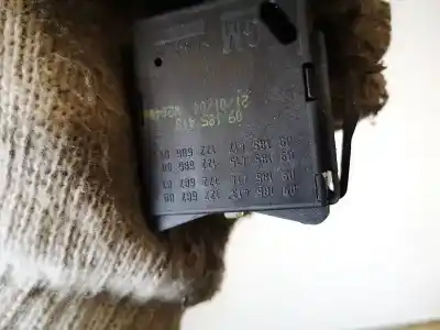 Second-hand car spare part indicator switch for opel meriva b 1.7 16v cdti oem iam references 09185413  09185414, 09185415, 09185417