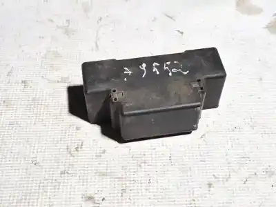Second-hand car spare part FUSE BOX UNIT for OPEL ZAFIRA B  OEM IAM references 74338300  743383-00, 13129783