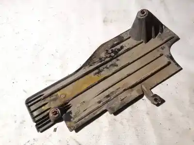 Pezzo di ricambio per auto di seconda mano plastica per ford focus iii 1.6 ti riferimenti oem iam av61r11779a  av61-r11779-a