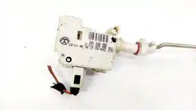 Автозапчасти б/у централизованный привод закрытия ворот за volkswagen passat variant (3b5) 1.8 ссылки oem iam 3b0810773a  3b0959782