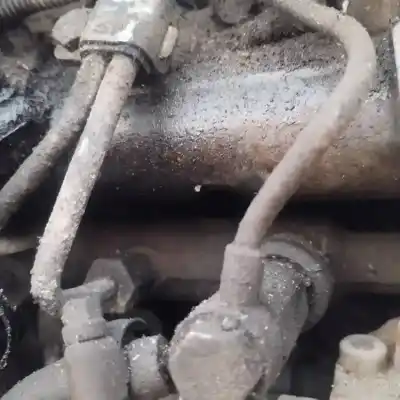 Peça sobressalente para automóvel em segunda mão régua / rampa de injetores por opel meriva b 1.7 16v cdti referências oem iam 