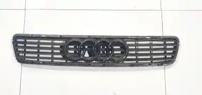 Автозапчасти б/у ПЕРЕДНЯЯ РЕШЕТКА за AUDI A4 AVANT (B5)  ссылки OEM IAM   