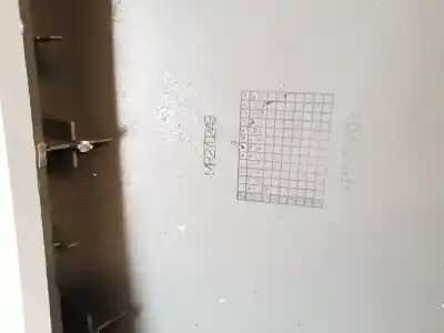 Автозапчасти б/у передние молдинги за mitsubishi space star (dg0) 1.9 di-d cat ссылки oem iam mr270249  