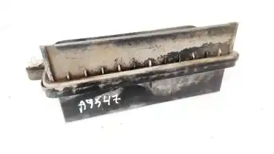 Peça sobressalente para automóvel em segunda mão plásticos por peugeot 406 (8b) 2.0 hdi 110 referências oem iam 9624142880