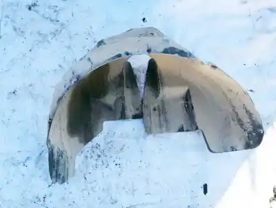 Автозапчасти б/у задняя левая колесная арка за volkswagen passat variant (3b5) 1.8 ссылки oem iam 3b0810971a  