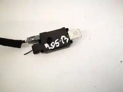 Second-hand car spare part antenna amplifier for citroen c5, ii 2008.02 - 2011.01 2.0 hdi 103kw 2009.04 - 2011.01 oem iam references 9659840680  