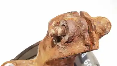 Second-hand car spare part front left knuckle for bmw x3 (e83) 2.0d oem iam references   