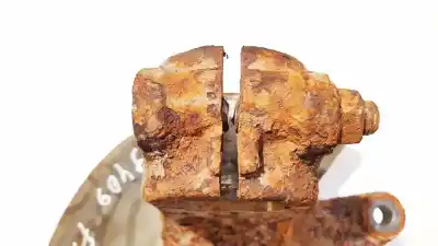 Second-hand car spare part front right knuckle for bmw x3 (e83) 2.0d oem iam references   