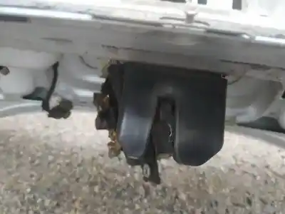 Автозапчасти б/у замок багажника/ворот за AUDI A6, C5 2001.08 - 2005.01 FACELIFT 1.9 TDI 96KW 2001.08 - 2005.01 ссылки OEM IAM    Автозапчасти б/у замок багажника/ворот за AUDI A6, C5 2001.08 - 2005.01 FACELIFT 1.9 TDI 96KW 2001.08 - 2005.01 ссылки OEM IAM