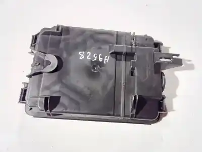 Second-hand car spare part fuse box unit for audi a6 c5 (4b2, 4b4) 2.5 tdi oem iam references 8d0927355a  