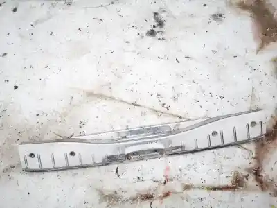 Peça sobressalente para automóvel em segunda mão plásticos por peugeot 406 (8b) 2.0 hdi 110 referências oem iam 9620760480