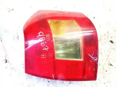 Peça sobressalente para automóvel em segunda mão farolim traseiro esquerdo por toyota corolla (e12) 2.0 d-4d linea luna berlina referências oem iam 