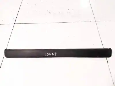 Peça sobressalente para automóvel em segunda mão plásticos por toyota corolla (e12) 2.0 d-4d linea luna berlina referências oem iam 6791202030