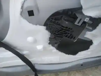 Tweedehands auto-onderdeel regelaar rechts voor ruit voor citroen c4 ii (nc_) 1.6 bluehdi 100 oem iam-referenties 