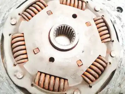 Автозапчасти б/у комплект сцепления за volkswagen passat variant (3b6) 2.5 v6 tdi ссылки oem iam 059141031  