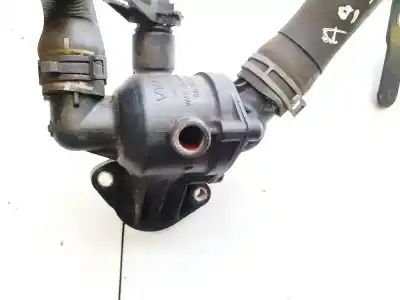 Recambio de automóvil de segunda mano de carcasa del termostato para volkswagen golf vi (5k1) 1.6 tdi dpf referencias oem iam 03l121111e