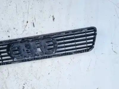 Автозапчасти б/у передняя решетка за audi a4 avant (b5) 1.9 tdi ссылки oem iam 8d0853651  