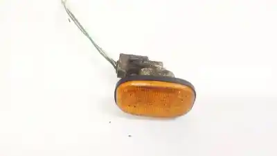 Автозапчастина б/у права бічна лампа для toyota rav 4 (a2) 2.0 d-4d executive 4x4 (2003->) посилання на oem iam e13013047
