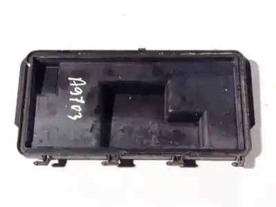 Second-hand car spare part fuse box unit for audi 80 avant 2.0 oem iam references 8a0941801  