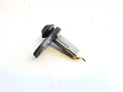 Peça sobressalente para automóvel em segunda mão trocar por toyota corolla (e12) 2.0 d-4d linea luna berlina referências oem iam 