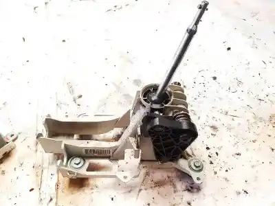 Pezzo di ricambio per auto di seconda mano leva del cambio per volvo v50 (545) 2.0 d riferimenti oem iam 30735291