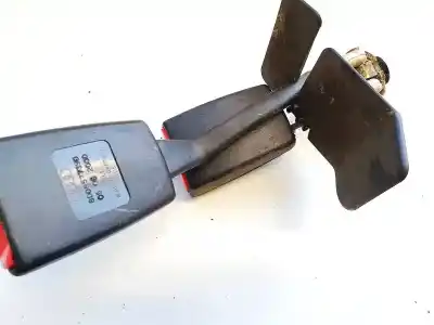 Second-hand car spare part central rear seat belt buckle for audi a6 c5 (4b2, 4b4) 2.5 tdi oem iam references 8d0857739d