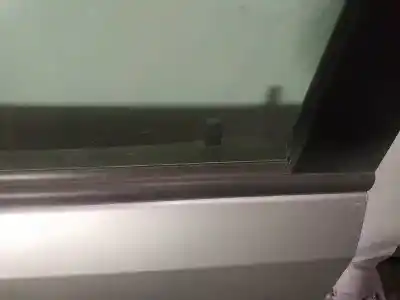 Pezzo di ricambio per auto di seconda mano plastica per opel meriva b 1.7 16v cdti riferimenti oem iam   