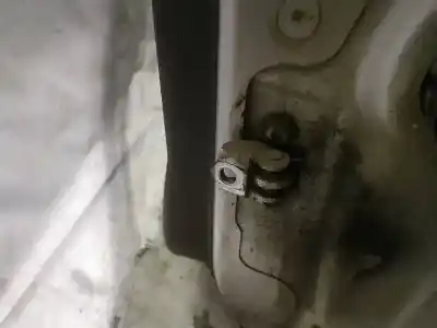 Second-hand car spare part hinge for opel meriva b 1.7 16v cdti oem iam references   