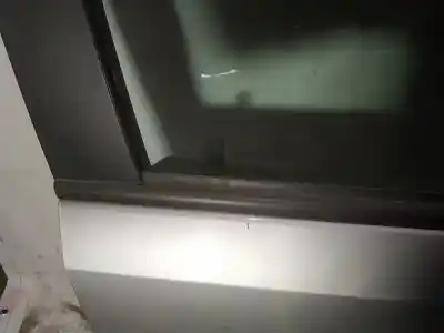 Pezzo di ricambio per auto di seconda mano plastica per opel meriva b 1.7 16v cdti riferimenti oem iam   