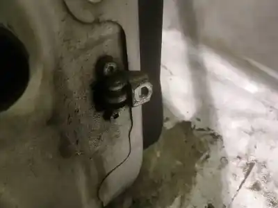 Second-hand car spare part hinge for opel meriva b 1.7 16v cdti oem iam references   