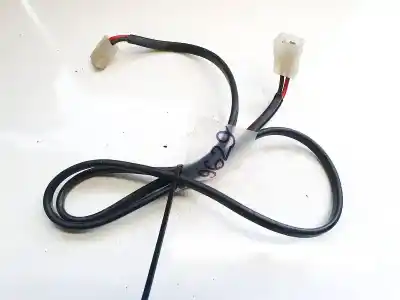 Pezzo di ricambio per auto di seconda mano filo per volvo v50 (545) 2.0 d riferimenti oem iam 
