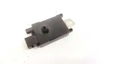 Second-hand car spare part antenna amplifier for peugeot 207 1.4 16v vti cat (8fs / ep3) oem iam references 9657931180  