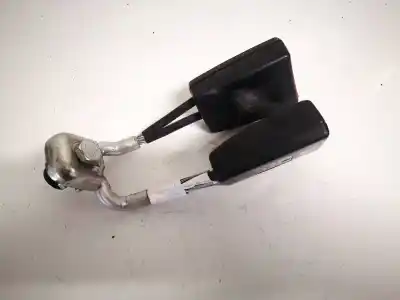 Peça sobressalente para automóvel em segunda mão chicote / encaixe cinto segurança traseiro central por seat ibiza (6j5) 1.9 tdi referências oem iam 6q0857488d