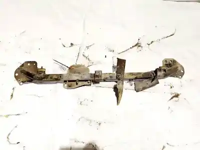 Pezzo di ricambio per auto di seconda mano rinforzo paraurti anteriore per audi 80 avant 1.9 tdi riferimenti oem iam 