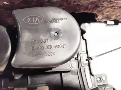 Pezzo di ricambio per auto di seconda mano bracciolo centrale per kia ceed (ed) 1.6 crdi 115 riferimenti oem iam 1296687  