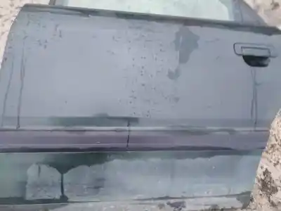 Peça sobressalente para automóvel em segunda mão plásticos por audi 100 avant (c4) 2.4 diesel referências oem iam 